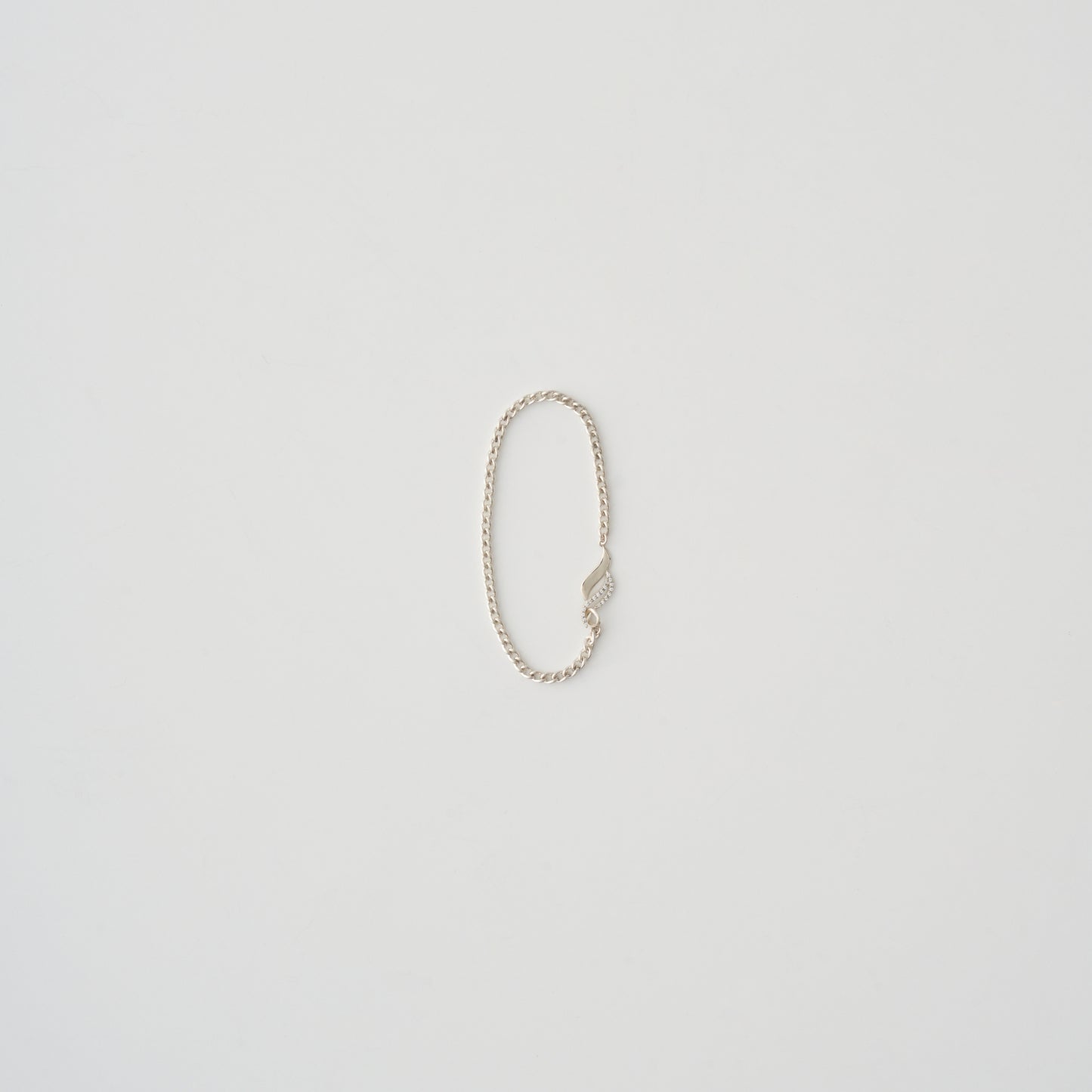 S CHAIN BRACELET W/STONE