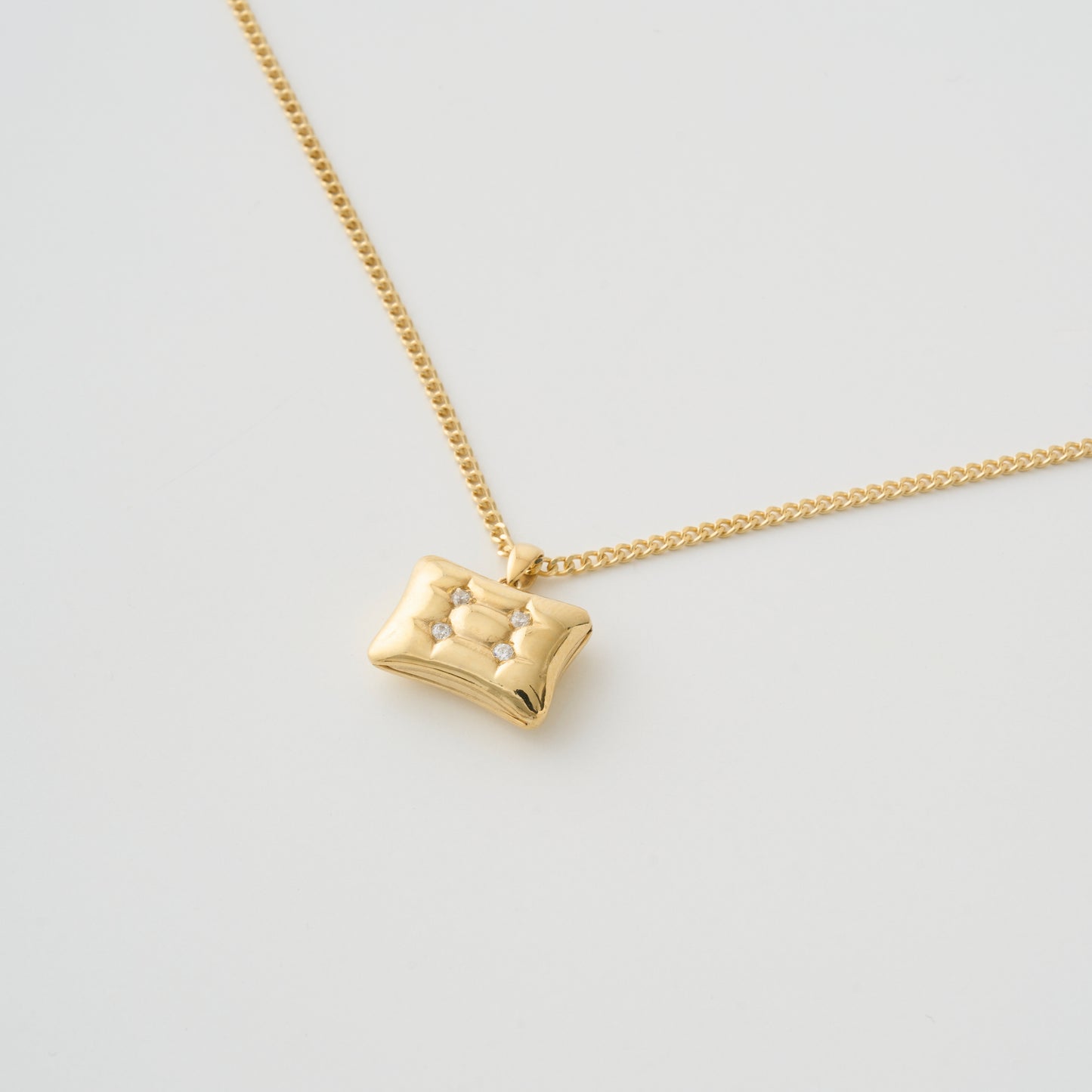 CUSHION NECKLACE W/STONE