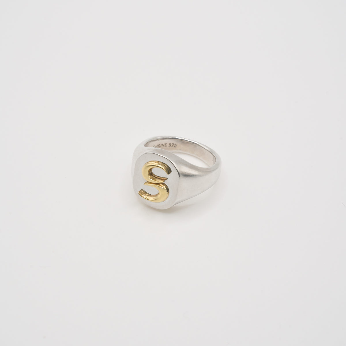 SIGNET RING