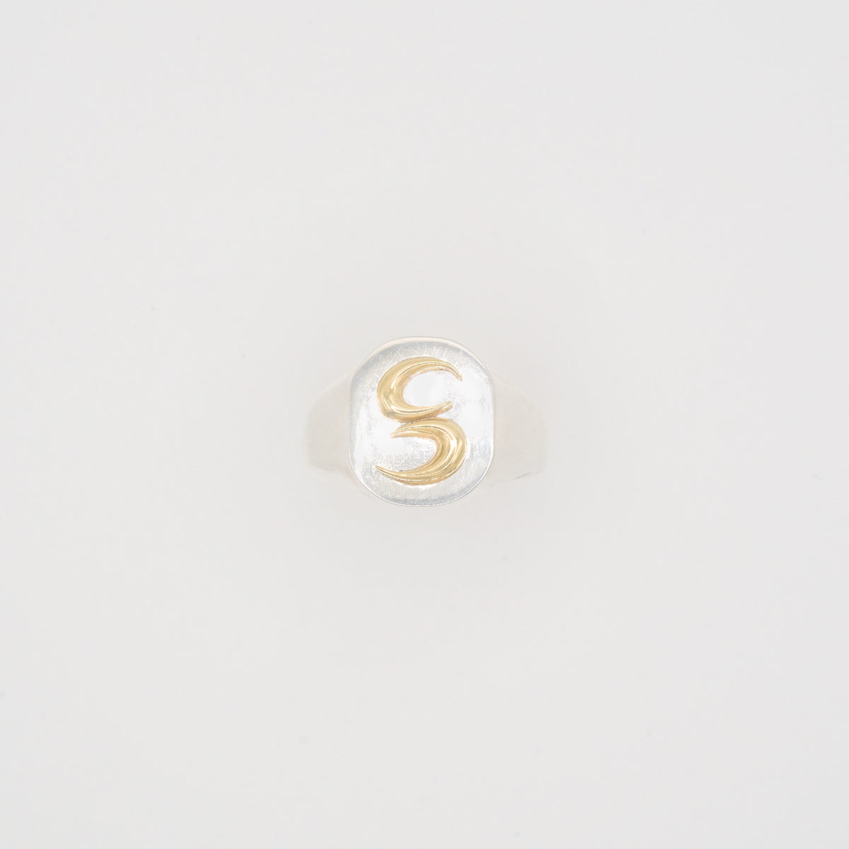 SIGNET RING