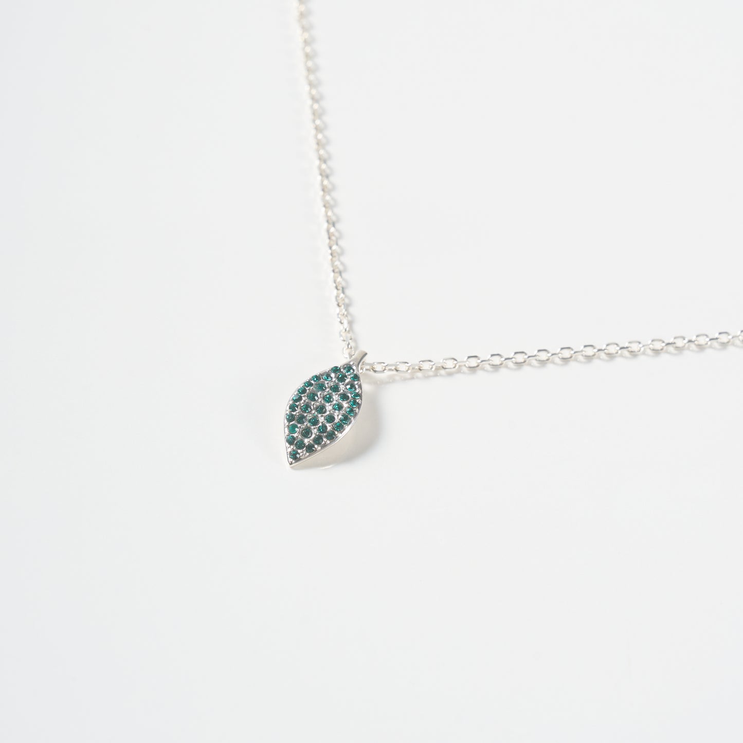 SAKAKI NECKLACE